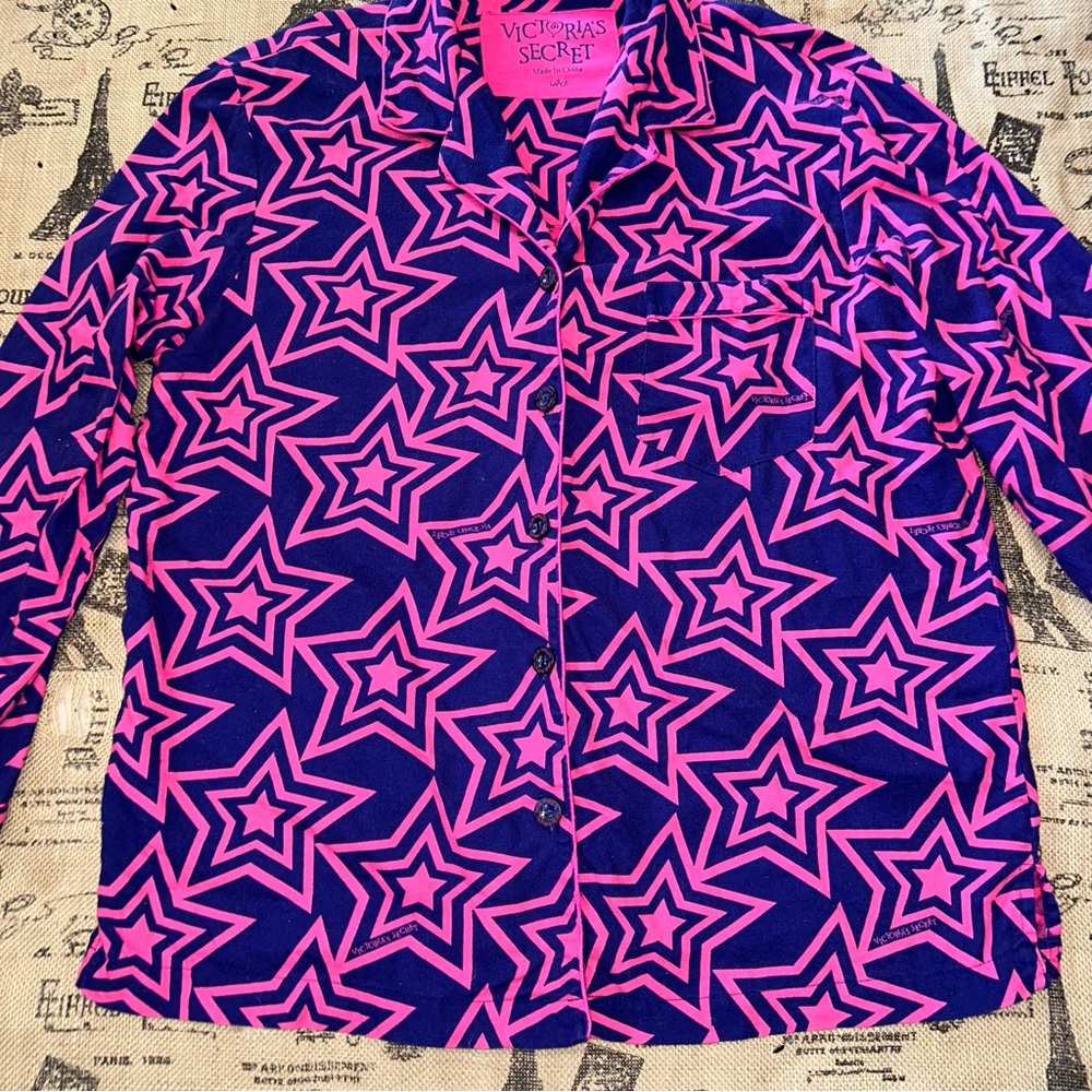 Victoria Secret Navy Blue/Pink Stars Print Pj Top Size L
Excellent Condition - Picture 4 of 15
